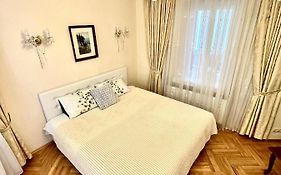 Апартаменты в самом центре столицы.